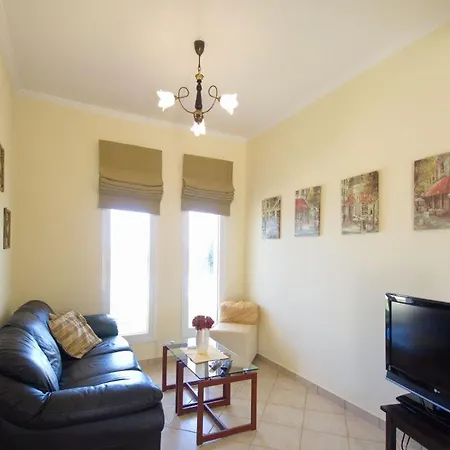 Skala Sleeps 6 T228146 Villa
